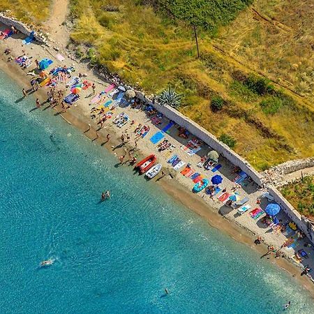 Holiday Home Adriatic ルンバルダ エクステリア 写真