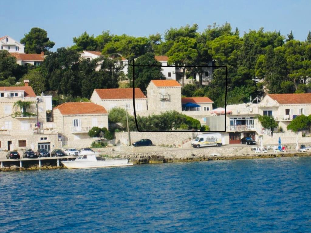 Holiday Home Adriatic ルンバルダ エクステリア 写真